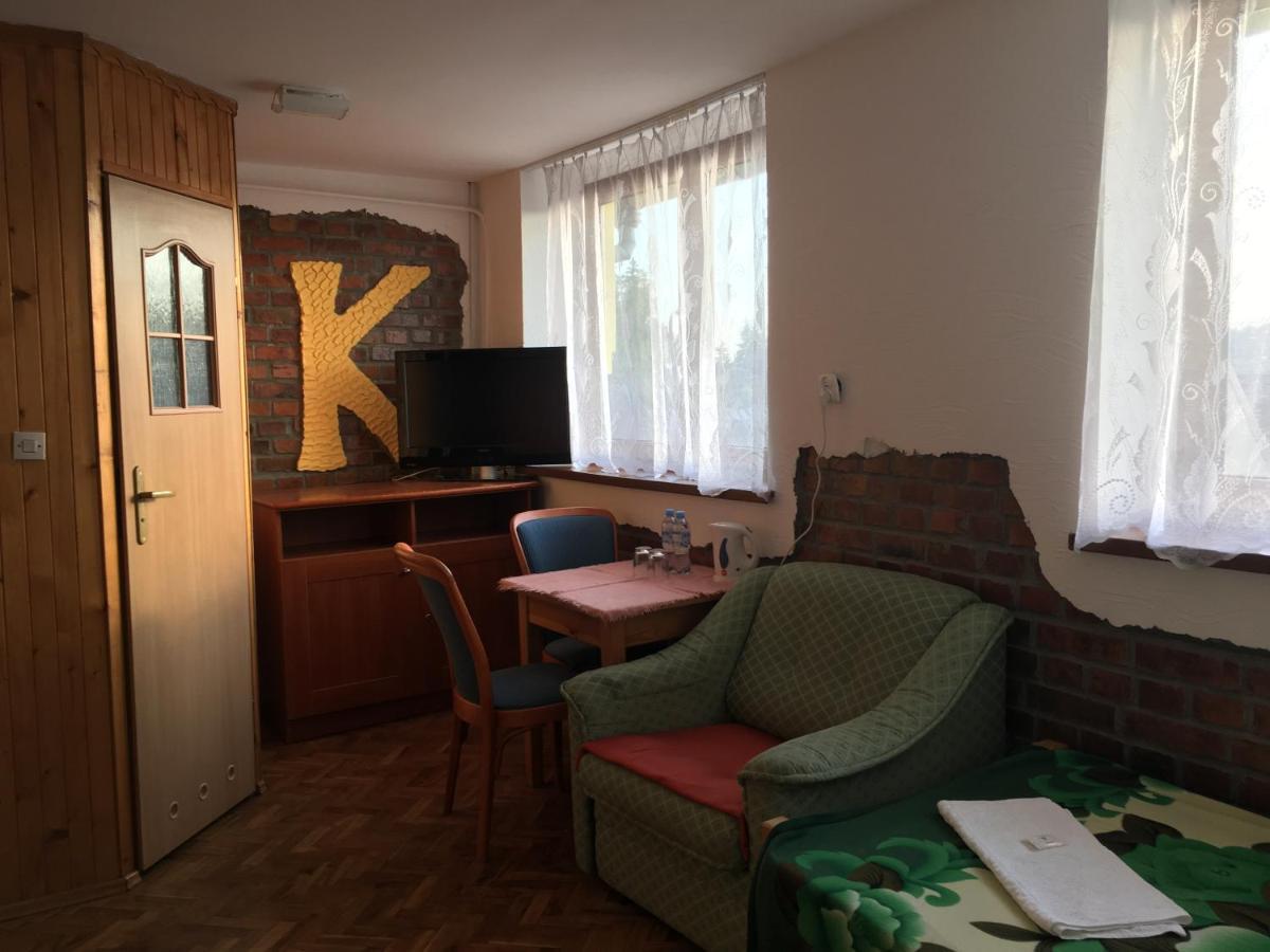 Ukazika Hotel Orawka Buitenkant foto
