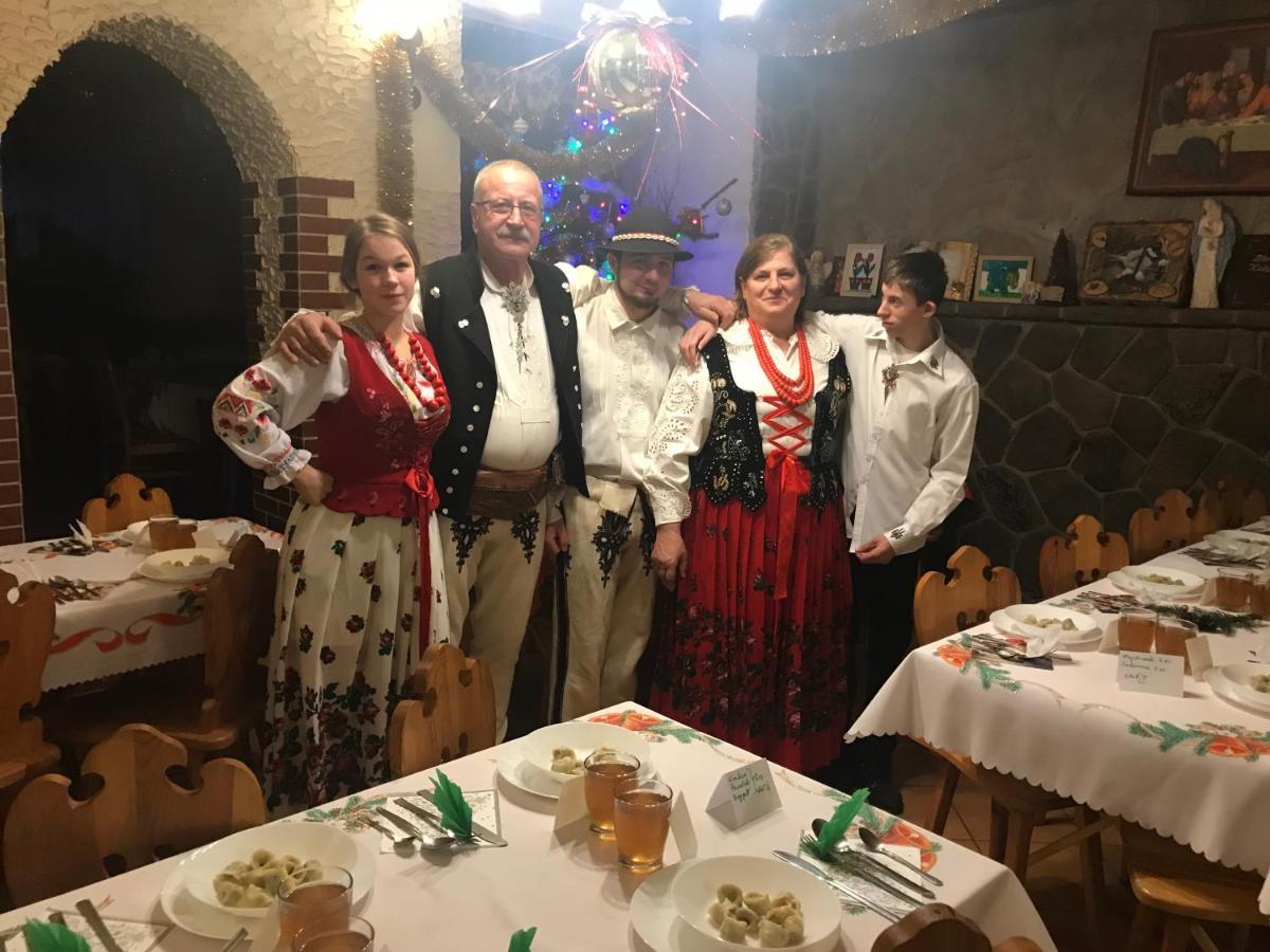 Ukazika Hotel Orawka Buitenkant foto