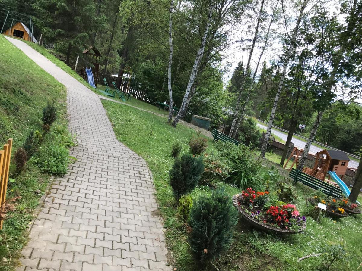 Ukazika Hotel Orawka Buitenkant foto
