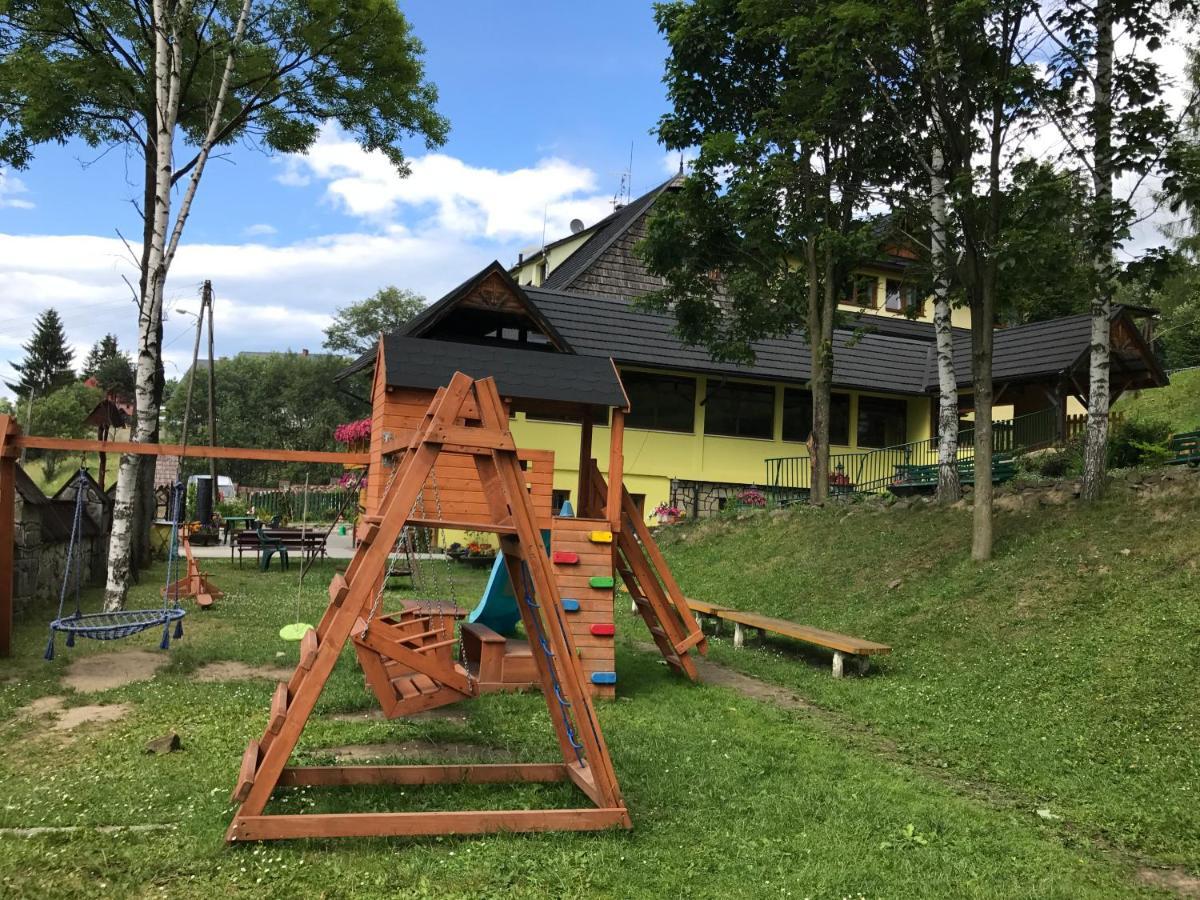 Ukazika Hotel Orawka Buitenkant foto