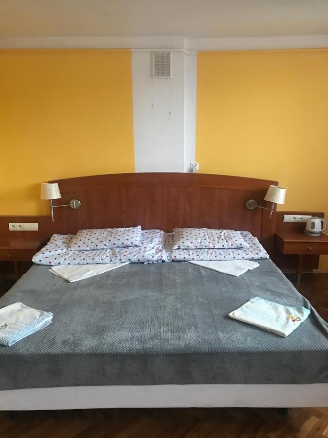 Ukazika Hotel Orawka Buitenkant foto