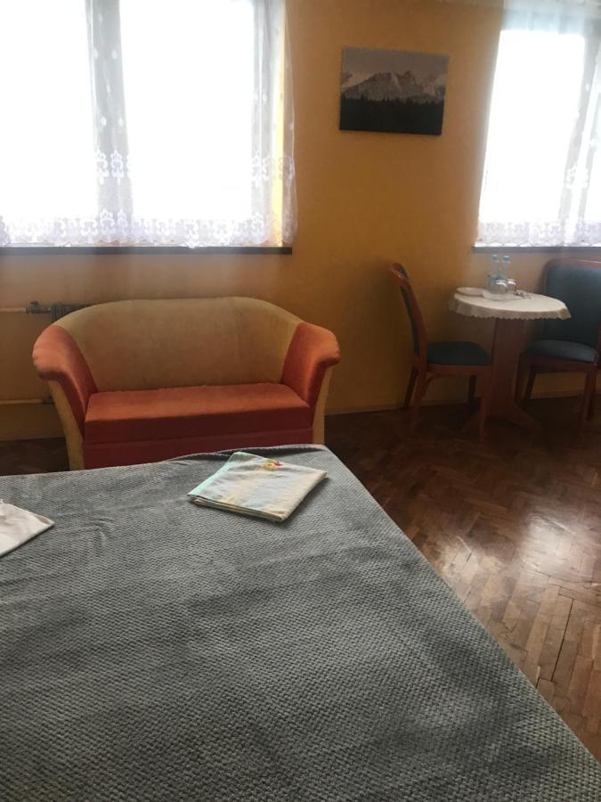 Ukazika Hotel Orawka Buitenkant foto