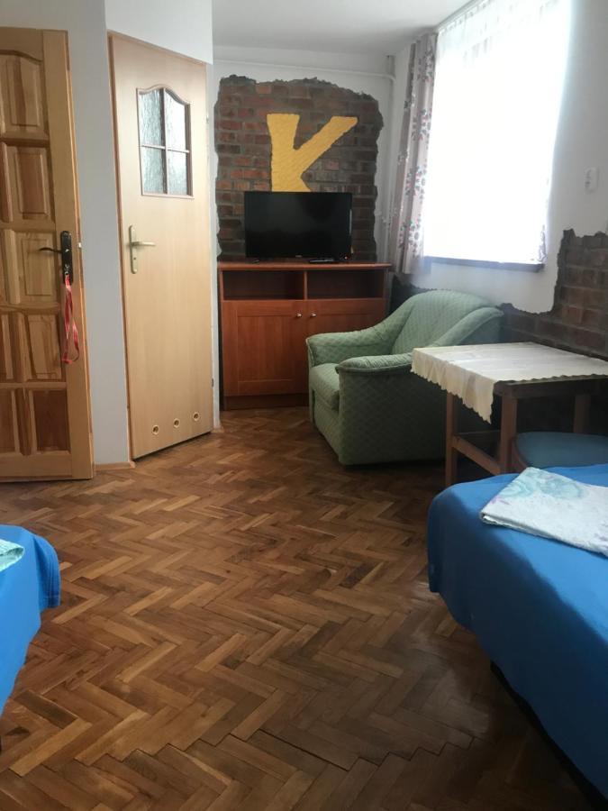 Ukazika Hotel Orawka Buitenkant foto