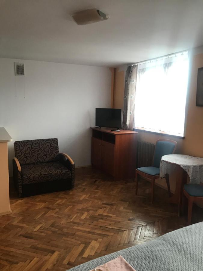 Ukazika Hotel Orawka Buitenkant foto